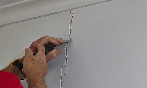 How to fix stress cracks in drywall